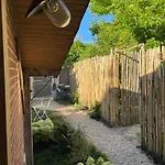 Apartman Garden By La Boite En Senlis