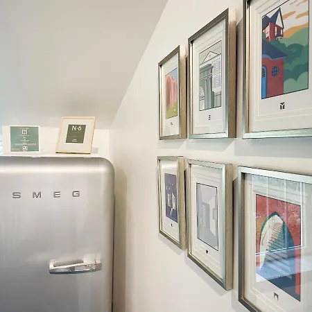 Garden By La Boite En * Senlis