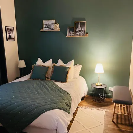 Apartament Garden By La Boite En *