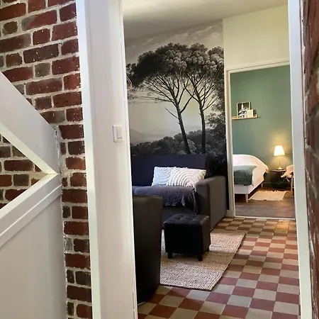 Garden By La Boite En * Senlis