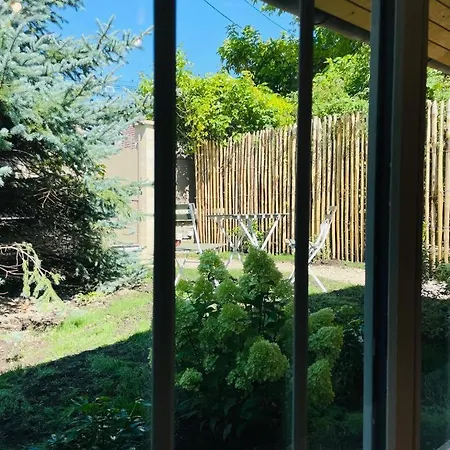 Apartament Garden By La Boite En *