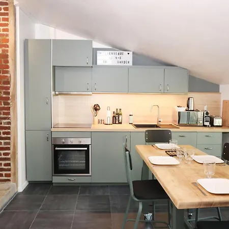 Garden By La Boite En Apartamento